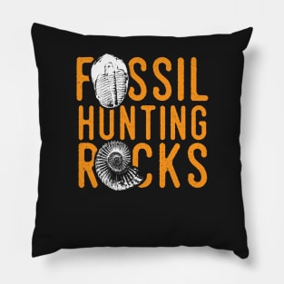 Fossil hunter tshirt - great paleontolgy gift for the fossil collector Pillow