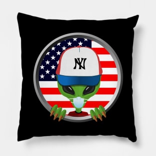 Alien cityzen Pillow