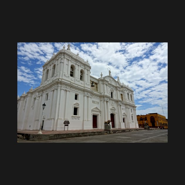 Nicaragua - Basilica Catedral De La Asuncion De Leon by franck380