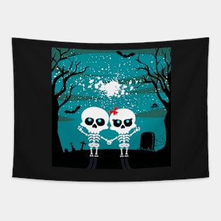 Spooky couple at night Tapestry