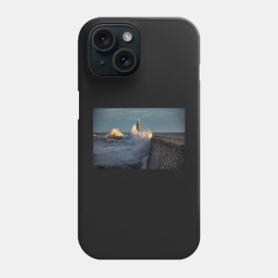 Storm Corrie battering Tynemouth North pier Phone Case