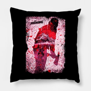 Wendy's Resilience Showcase the Strong-Willed Character's Determination and Courage from Shining on a Tee Pillow