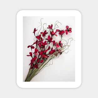 Dainty Red Right Slanted Bouquet Magnet