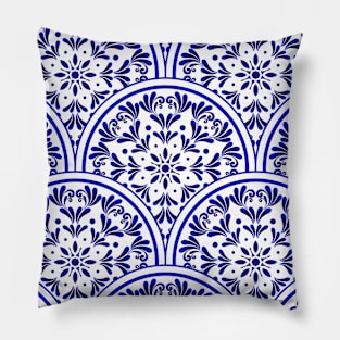 Porcelain Mediterranean Greek Chinese Asian Pattern Blue White Circle Pillow