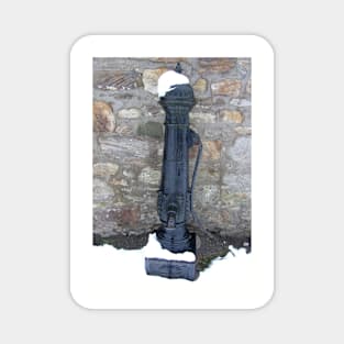 The old hand pump at Blackness Magnet