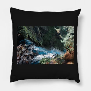 Multnomah Falls Pillow