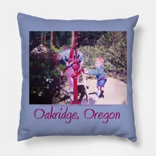 Oakridge, Oregon T-shirt Pillow