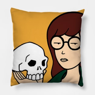 To be or not to be Daria Pillow