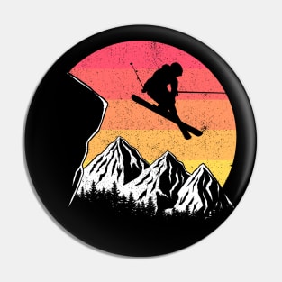 Vintage alpine skiing Pin