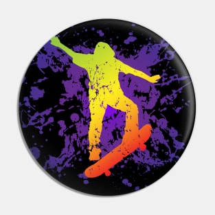 Skater Retro Skateboard Grunge Design Pin