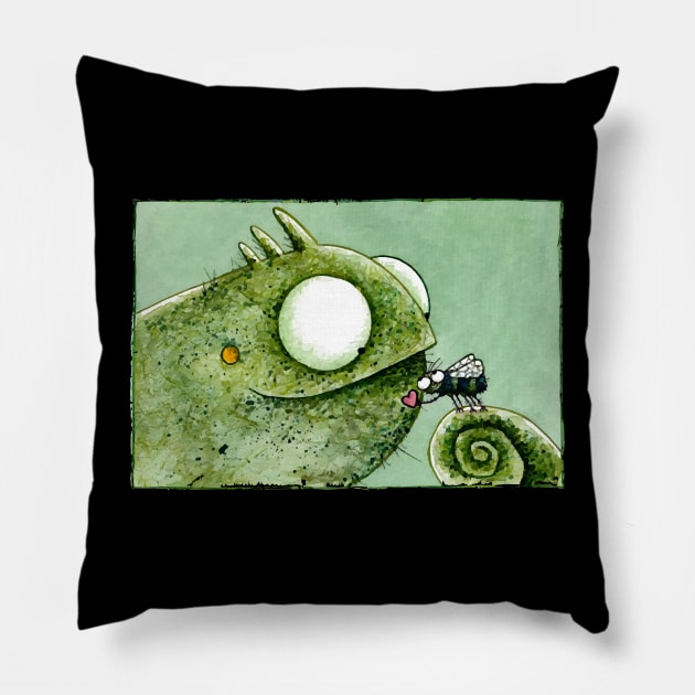 Chamleon &amp; Fliege - Chameleon &amp; Fly Pillow by tawannafairbairn