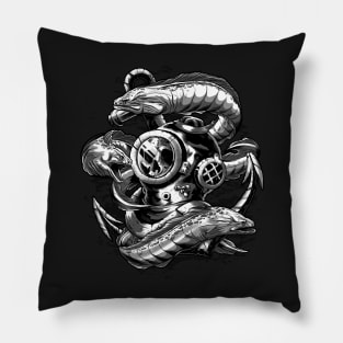 Sink The bones to Davy Jones Pillow