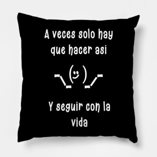 Camisa Graciosa Funny Hispanos Pillow