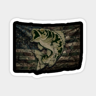 Fishing Camouflage US American Flag Bass Fish Design for Fishermen & Patriots – Perfect for Anglers, Boat Fishing Magnet