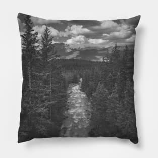 Jasper National Park River Flowing Towards the Mountains V4 Pillow