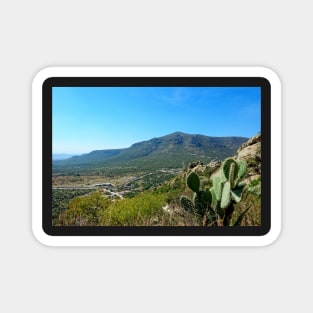 Point de vue sur la vallée de Bernal Magnet