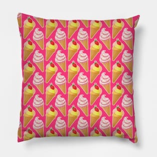 Kawaii pink pattern with strawberry ice cream Pillow