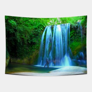 Long-exposure photo of Cascata "de lu Vagnatò" in Sarnano Tapestry