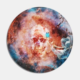 Illustration's skull La femme au papillon bleu Pin