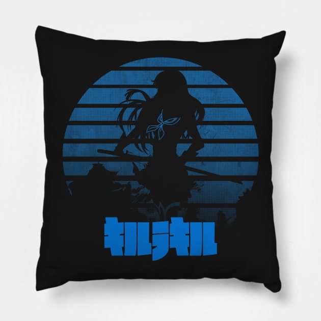 Fear is freedom! Pillow by Xieghu