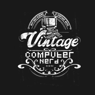 Vintage Computer Nerd Funny Geeky T-Shirt