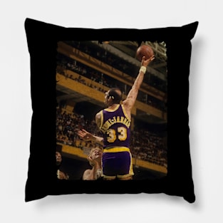 Kareem Abdul Jabbar vs Larry Bird Pillow