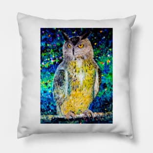 Owl - a symbol of wisdom Pillow