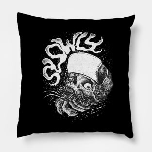 hermit skull Pillow