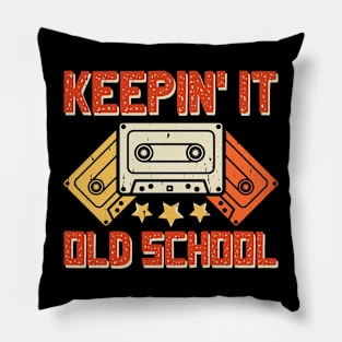 Keeping' It Old school T shirt For Women T-Shirt Pillow