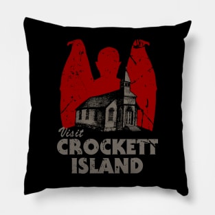 Visit Crockett island Pillow