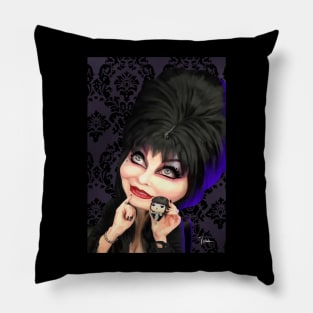 Elvira Pillow