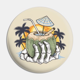 Piña Skullada Pin