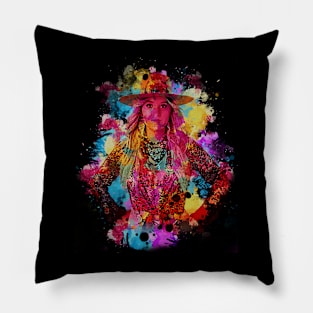 Lainey Wilson - Watercolor Illustration Pillow