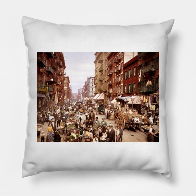 Mulberry Street, New York, circa 1900 (C016/4558) Pillow by SciencePhoto