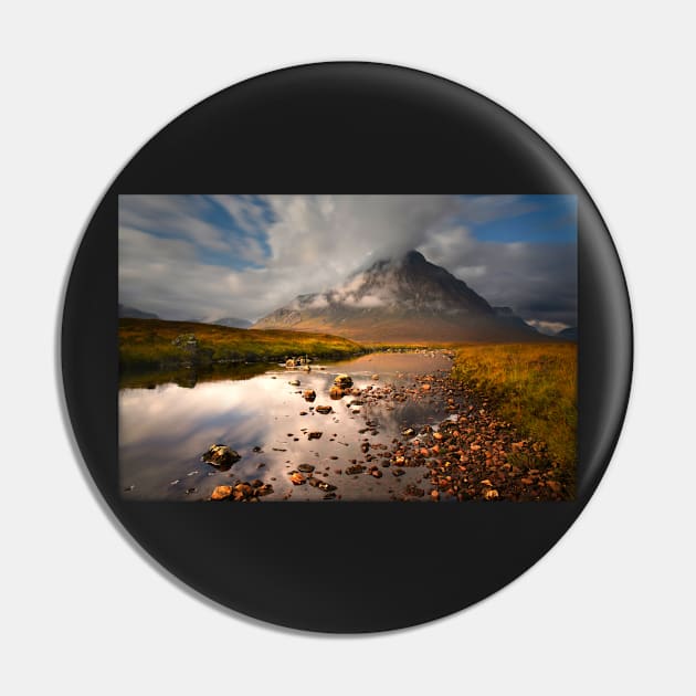 Cloud chasing, Buachaille Etive Mòr Pin by chrisdrabble