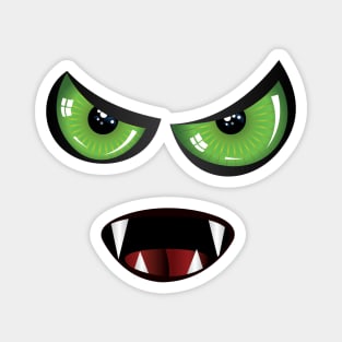 Evil face with green eyes Magnet