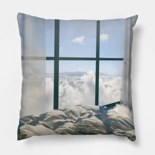 Vivid dreams Pillow