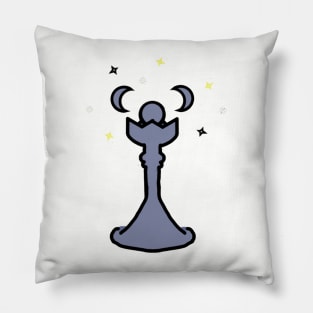 Triple Queen - Retro Triple Goddess Chess Piece Icon Pillow