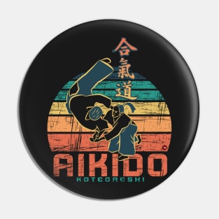 Aikido Women Retro Style Pin