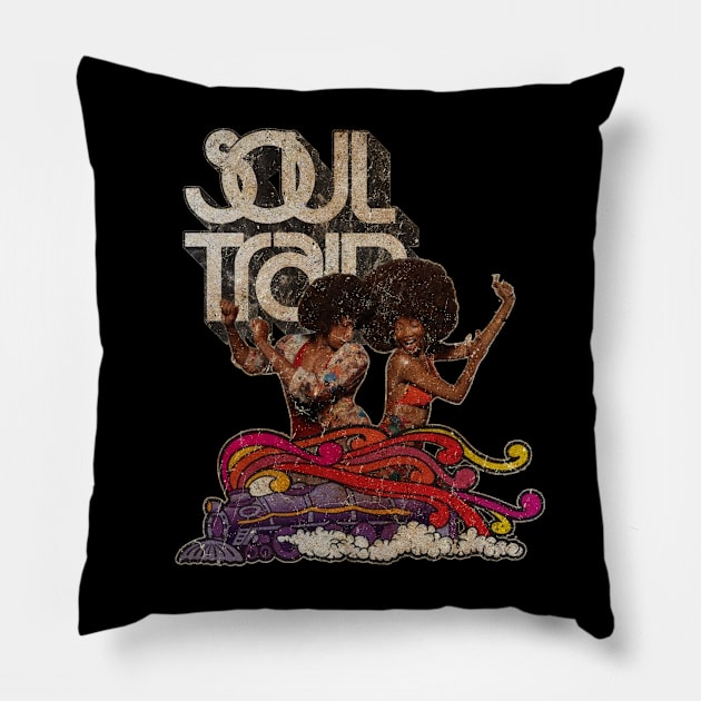 soul train vintage on t shirt - zaisemarket Pillow by ZaiseMarket