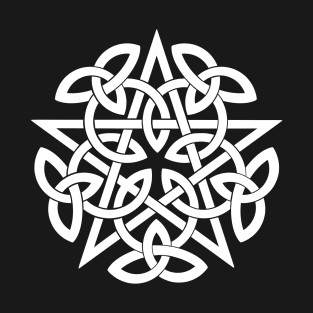 Pentagram. Celtic knot T-Shirt