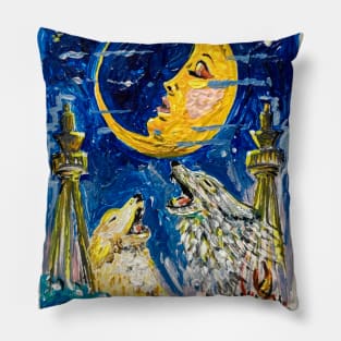 The Moon Pillow