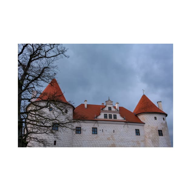 The newest part of Bauska Castle by lena-maximova