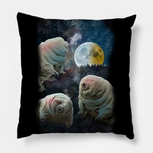 Tardigrades howling at the moon Pillow