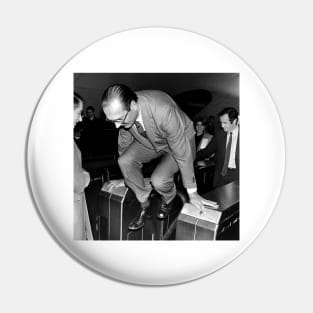 Jacques Chirac fraudster Pin