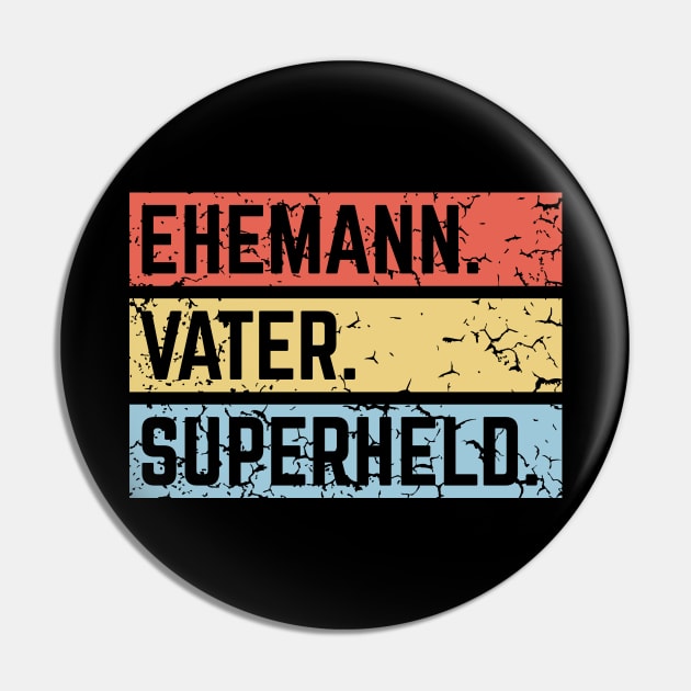 Ehemann Vater Superheld (Super Papa / Superpapa / Vintage / 3C) Pin by MrFaulbaum