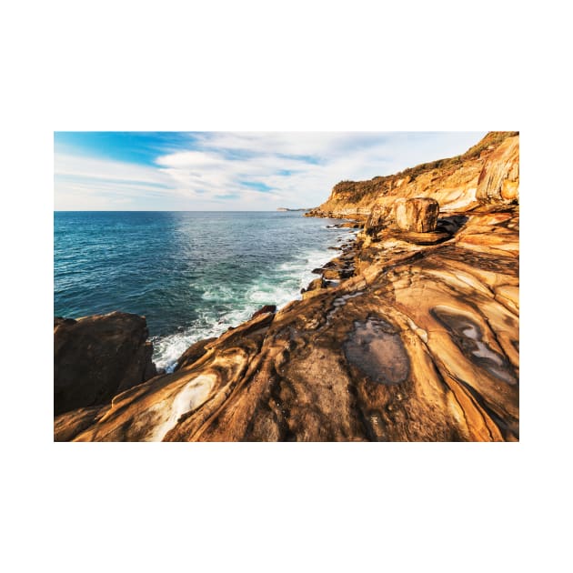 Rocks in Bouddi National Park on Central Coast by Geoff79