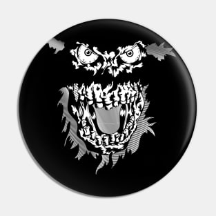 Skull angry Pin