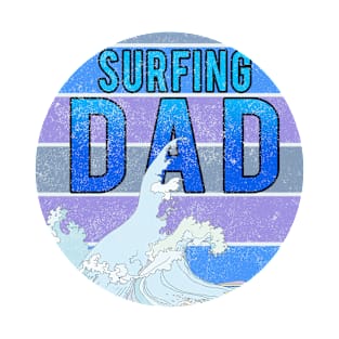 Surfing Dad // Wave blue sunset T-Shirt