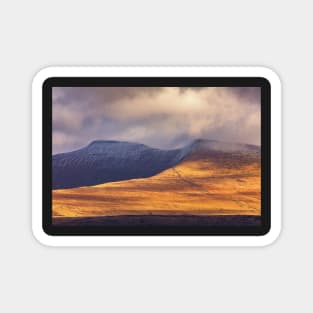 Pen y Fan and Corn Du, Brecon Beacons Magnet